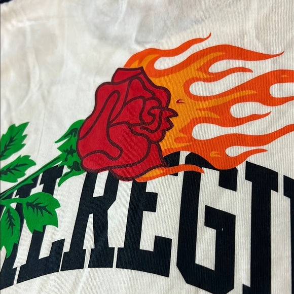 White Minimalist Short Sleeve Tee - Picture 7 of 9